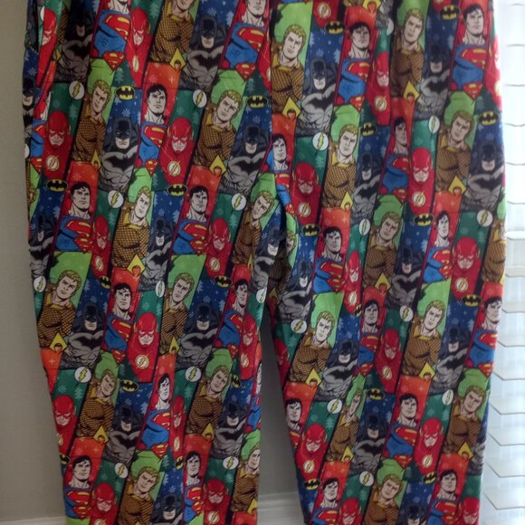 'PJammy' Justice League PJ Pants Size L NWT - Picture 9 of 11